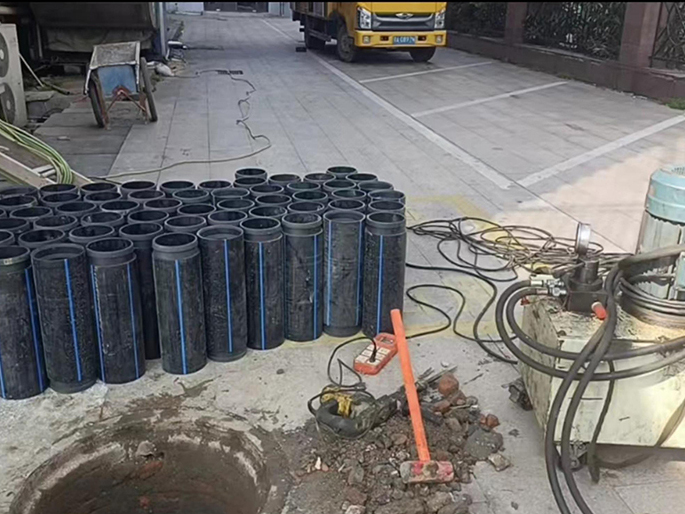 合山PE置换管厂家 DN315置换管 非开挖管短管置换